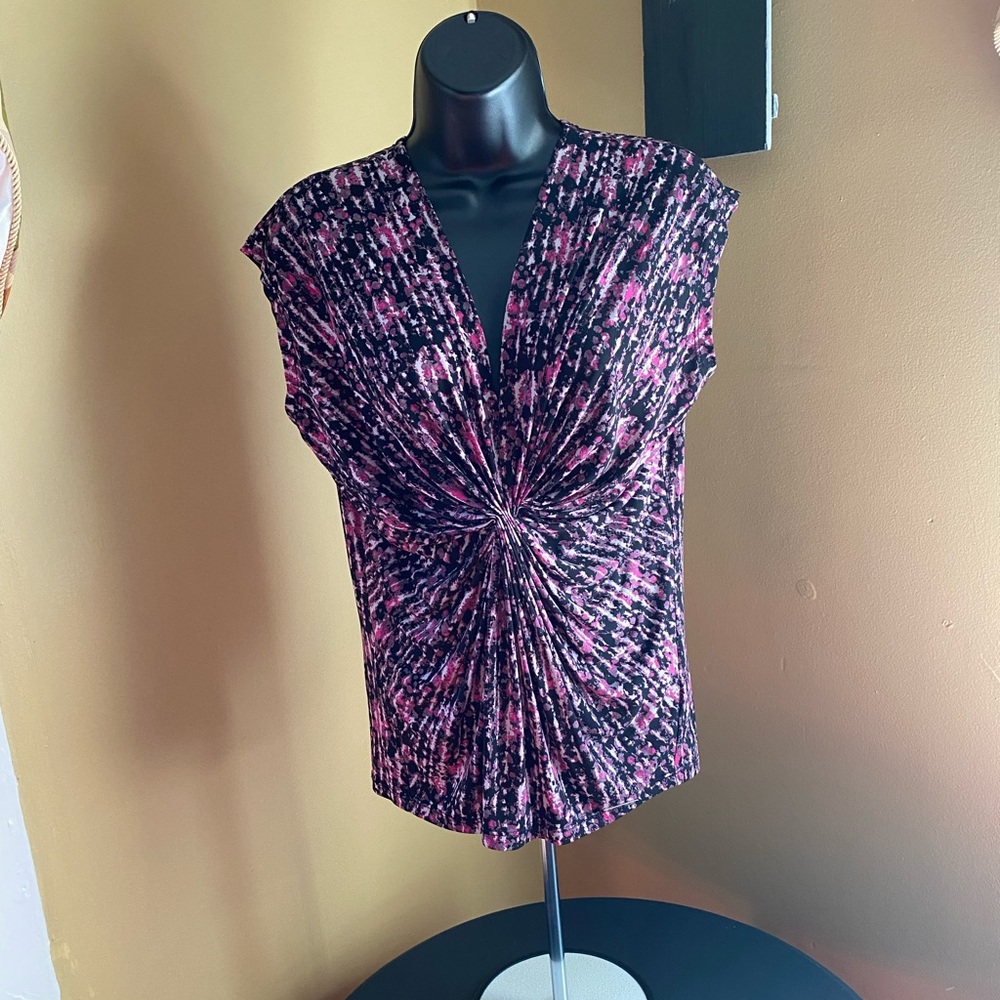 🔥🔥Michael Kors Women’s Shirt Pink + Black